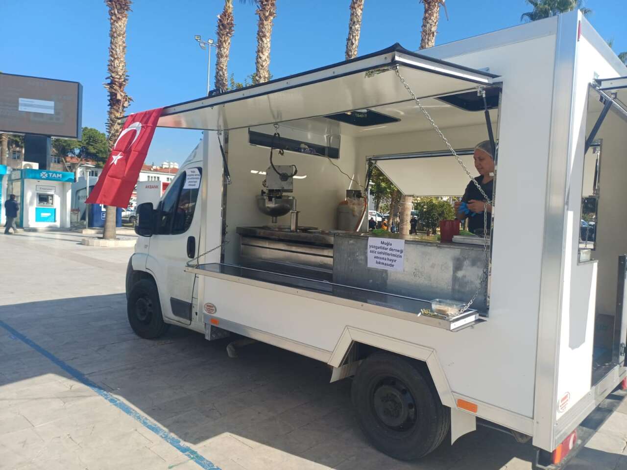 Muğla Yozgatlılar Derneği ve Fethiye AK Gençlik’ten Şehitler İçin Lokma Hayrı 7